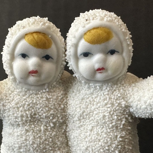 Snowbabies Trinket Box Twins 4" Snow Angels Figure Ice Skating Figurine CLEAN - Picture 2 of 11